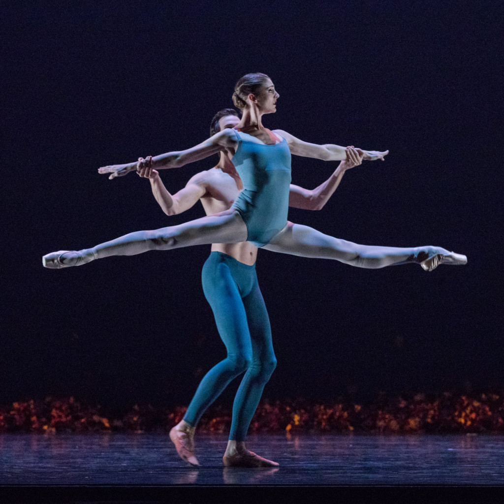 Principal Emily Adams and Chase O’Connell in Jiří Kylián’s Return to a Strange Land. Photo by Beau Pearson.